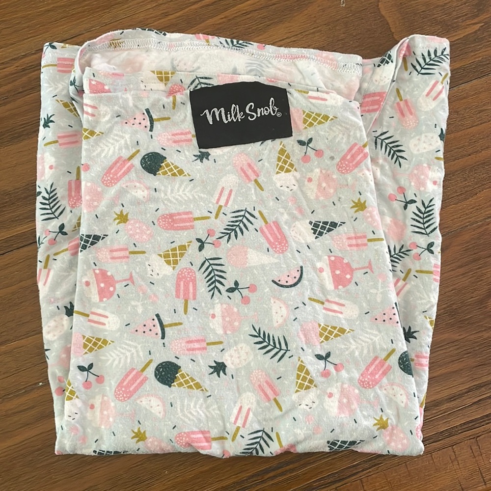 Milk snob car seat cover